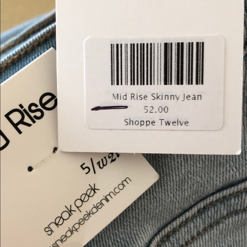 Sneak Peek Mid-rise Skinny Jean - Picture 6 of 6